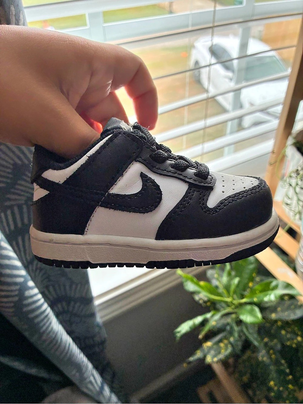 Nike Dunk Low Retro Panda Toddler Black & White Sneakers Like New